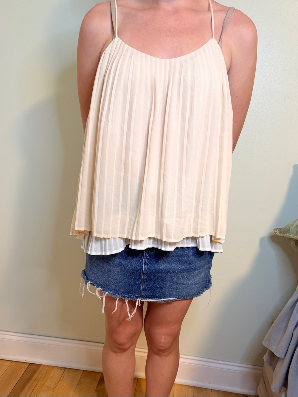 Paper Crane Pleated Chiffon Cami Tank Top L Cream Ivory Layered